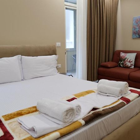 Kristi Apartments 03 ติรานา ภายนอก รูปภาพ
