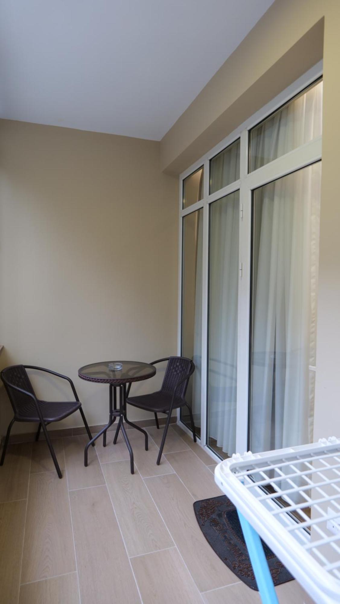 Kristi Apartments 03 ติรานา ภายนอก รูปภาพ